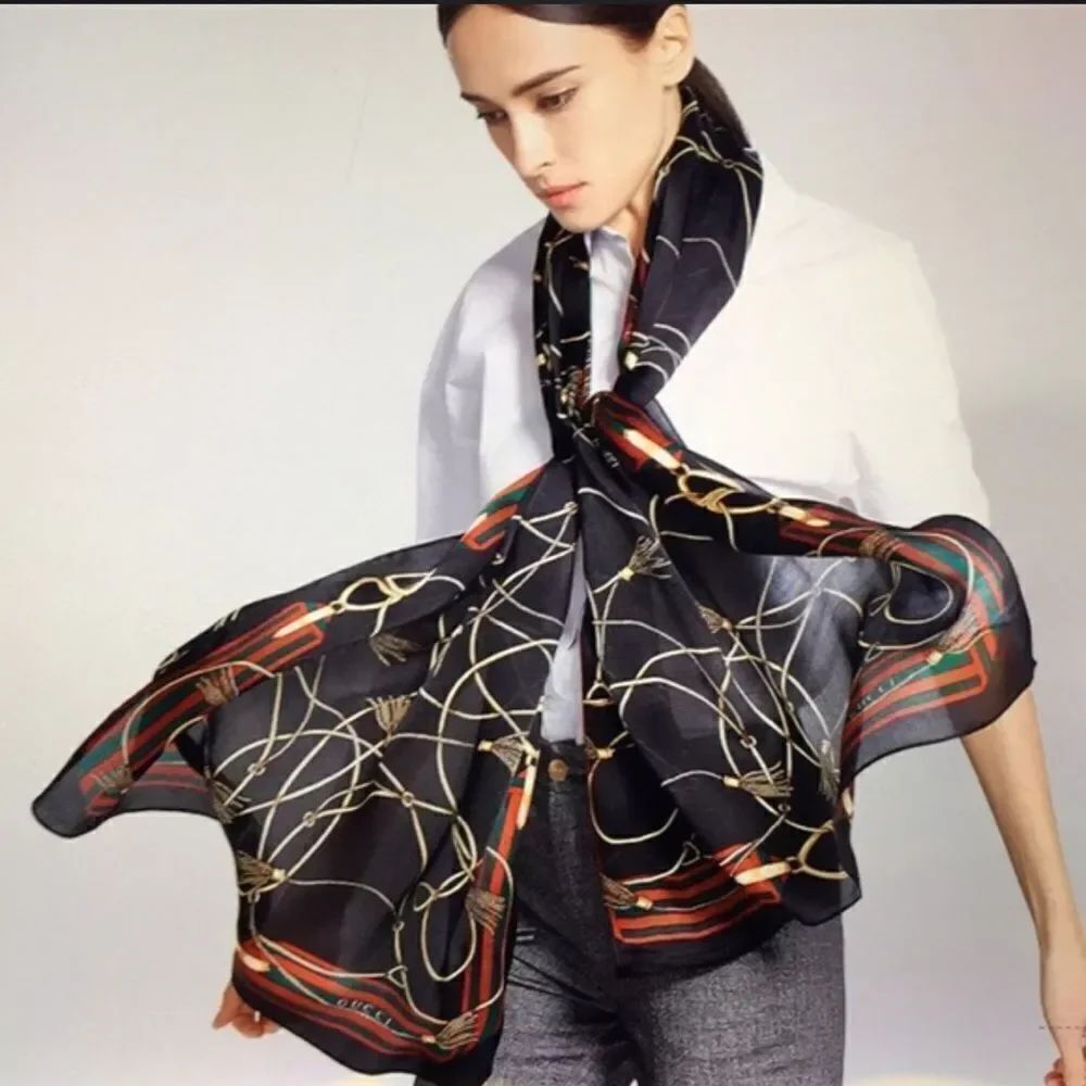 Elegant Tassel & Buckle Print Lightweight Rectangle Scarf